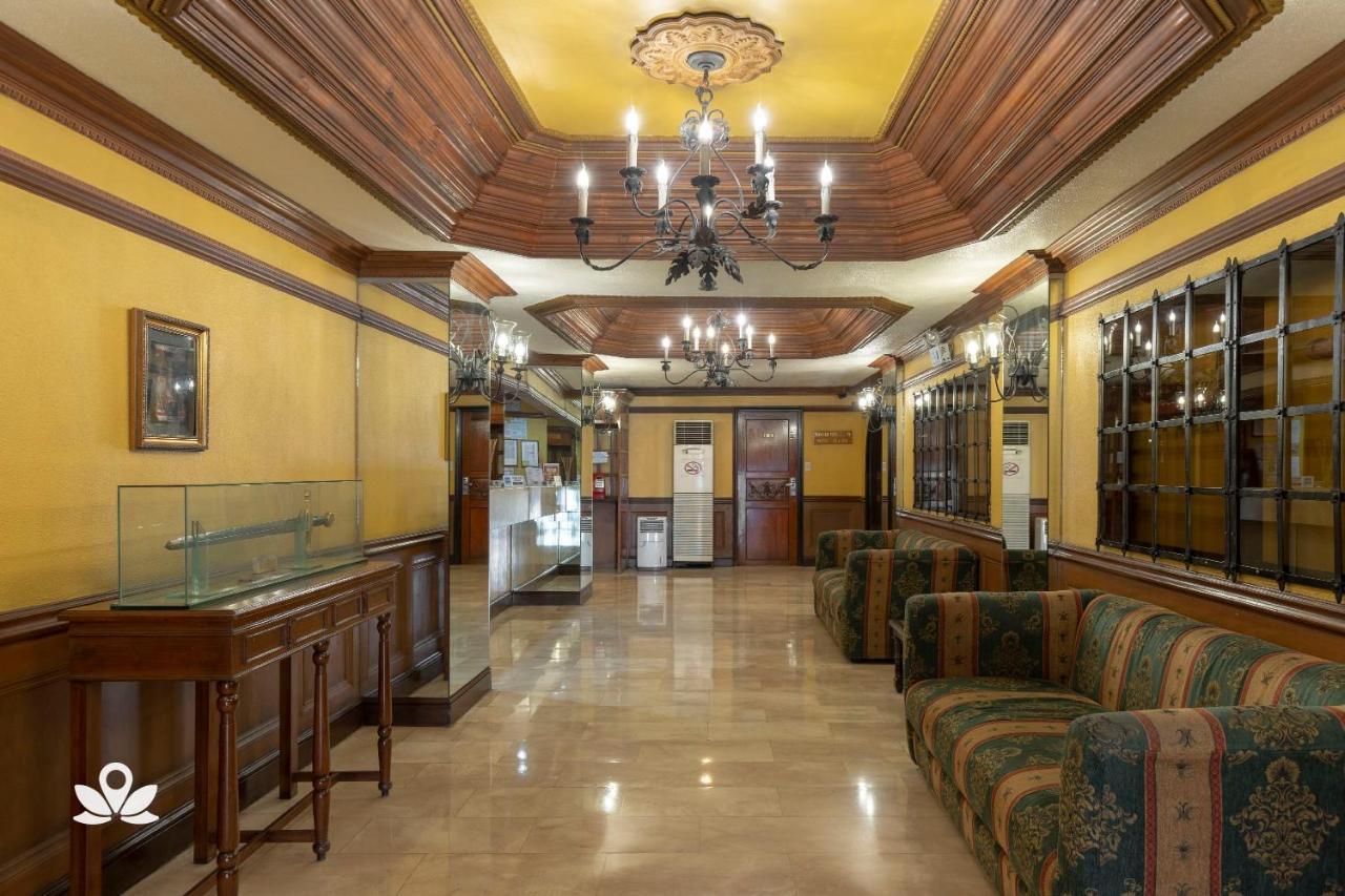 Zen Rooms Camelot Hotel Qc Кесон-Сіті Екстер'єр фото