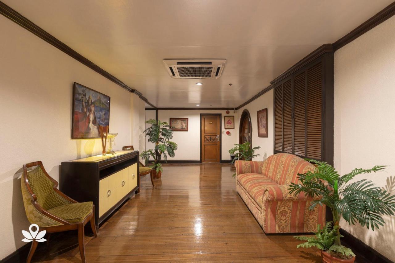 Zen Rooms Camelot Hotel Qc Кесон-Сіті Екстер'єр фото